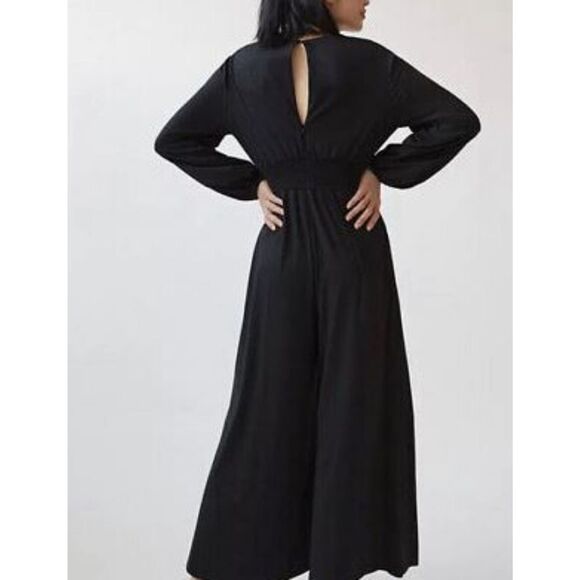 NWT Anthropologie Hutch Wide Leg V-Neck Black Jumpsuit Size Medium Retail $170 - Picture 4 of 8